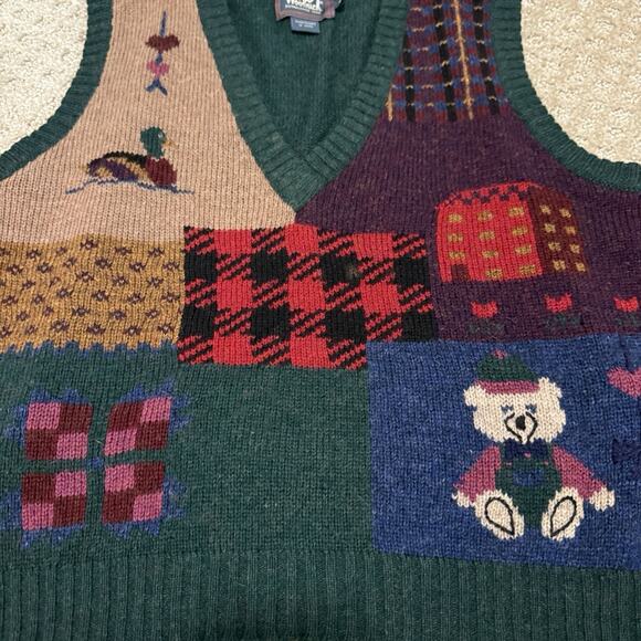 WOOLRICH 100% Wool Sweater Vest Mallard Size M V Neck Teacher - Picture 2 of 9
